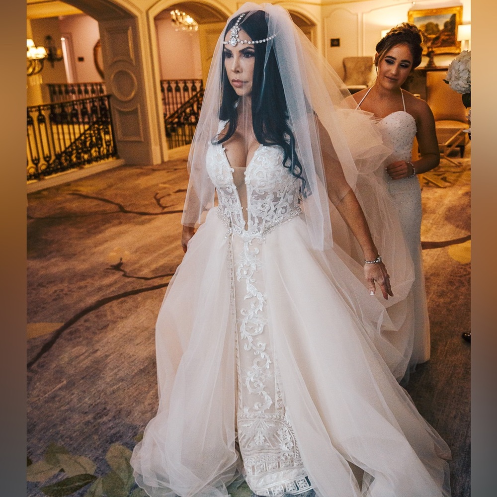 Calla Blanche wedding dress